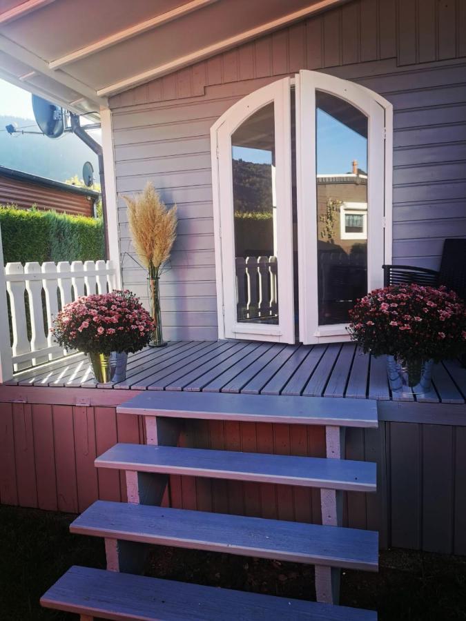 Hotel Tiny House Mehring à Mehring  Extérieur photo