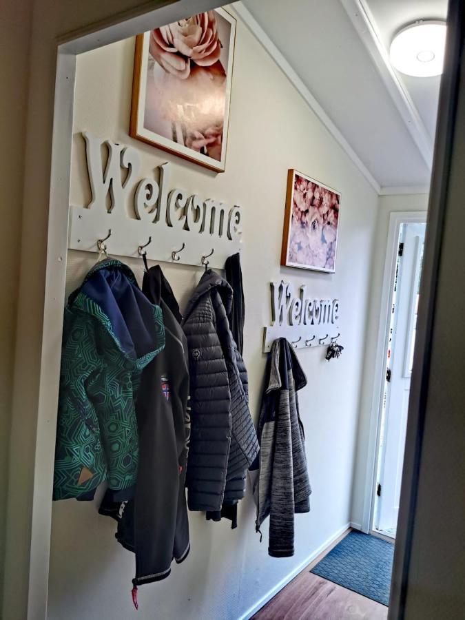 Hotel Tiny House Mehring à Mehring  Extérieur photo