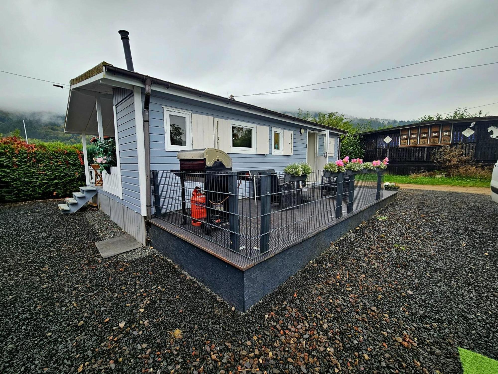 Hotel Tiny House Mehring à Mehring  Extérieur photo